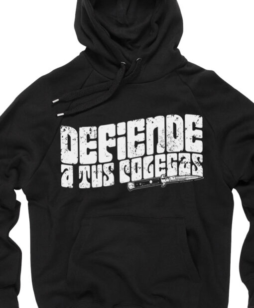 Sudadera-Quinqui-Sound-defiende-a-tus-colegas-logo-blanco-capucha-detalle